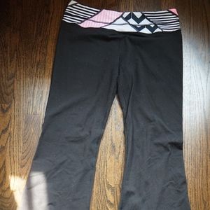 LULULEMON GROOVE PANTS REVERSIBLE